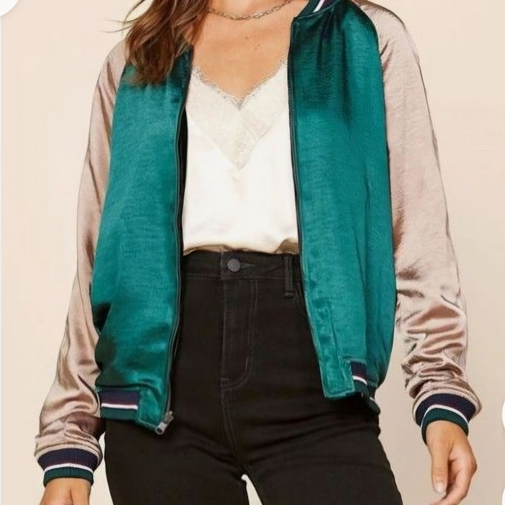 Skies are Blue Green Reversible Velevet/Satin Bomber Jacket with Zip-Up Style - Picture 4 of 5